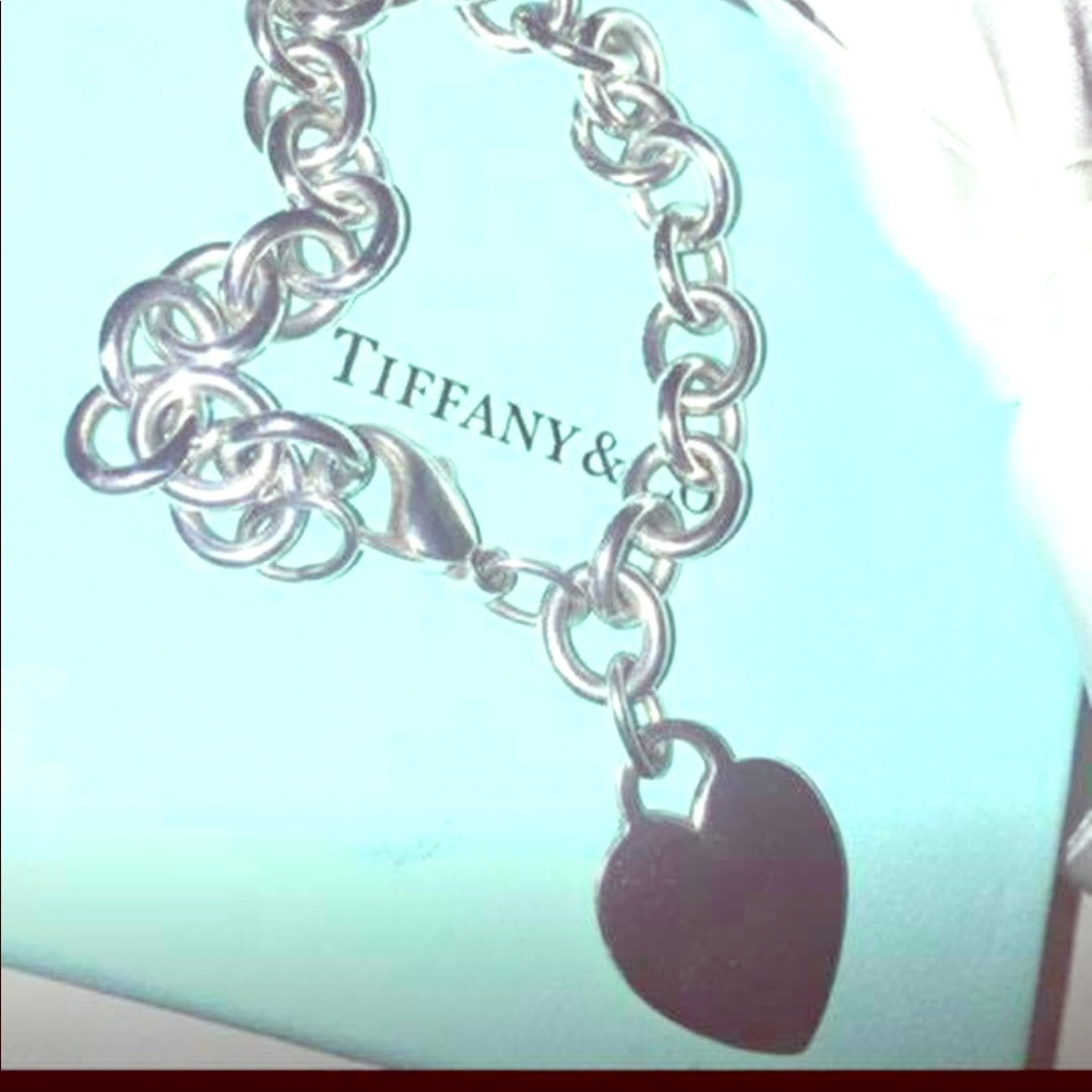 Sold Return to Tiffany link heart bracelet